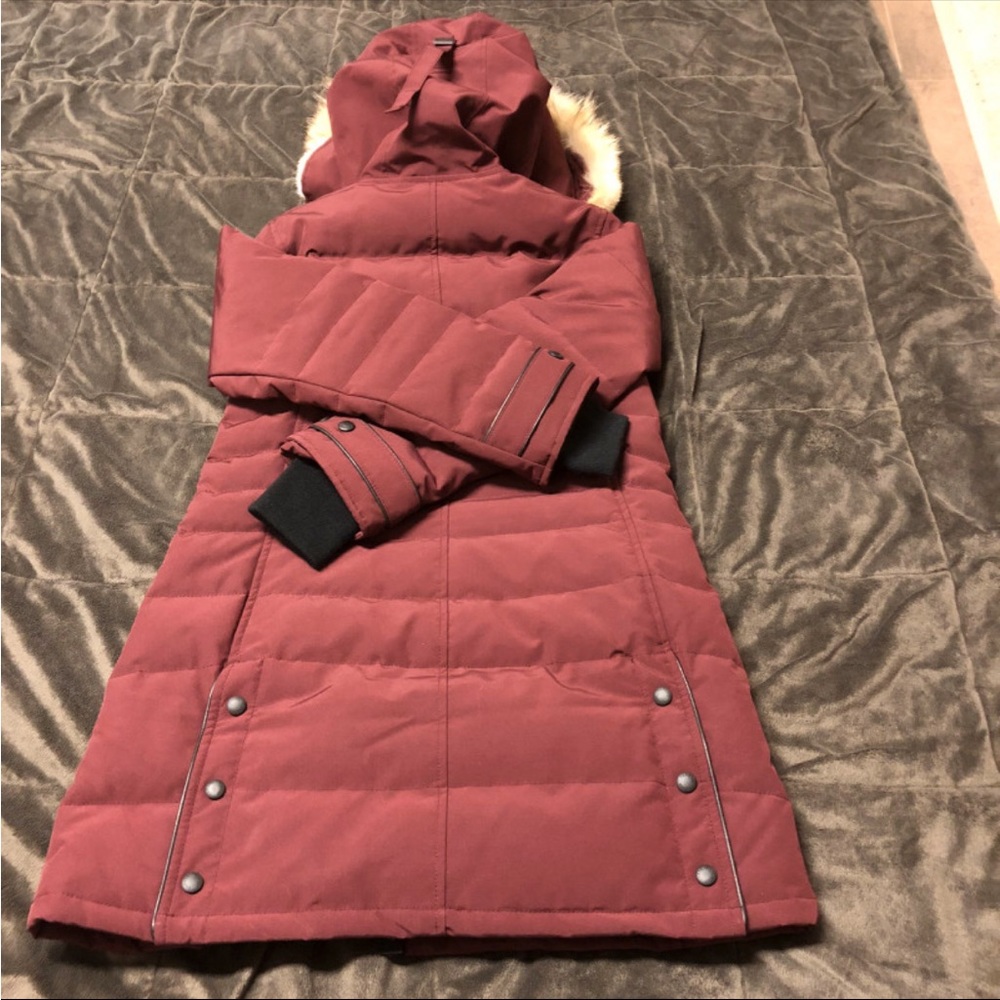 Like new Canada goose long jacket - Picture 3 of 5
